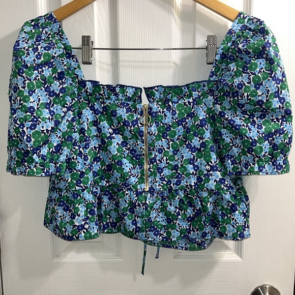 ZARA NWT Ditsy Dainty Floral Puff Short Sleeve Crop Top Size Medium $35 - Picture 6 of 12